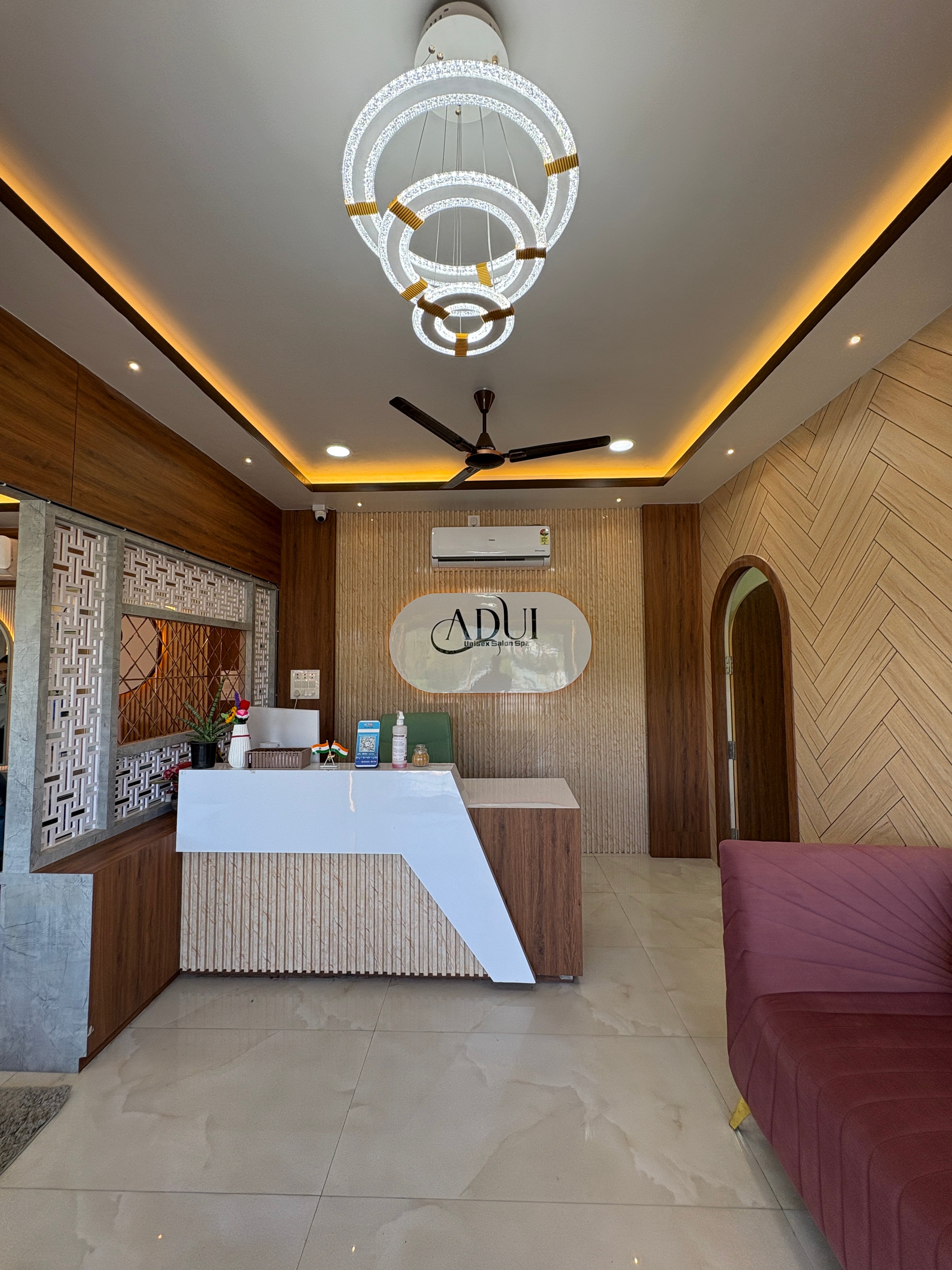 ADUIUnisexSalonandSpa