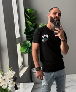 مصطفى مصطفى